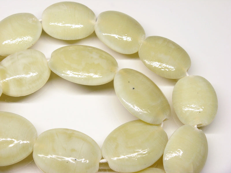 TOKO-BEADS AG041-62N Glass bead (strand) 18mm AG041-62N オーバルビーズ（連） 18mm Asian bead & African bead  Handmade,Lampeork,bead,asia,india,ethnic,parts,accessory,beads とんぼ玉,ビーズ,トンボ玉,アジア,インド,エスニック,手作り,パーツ,アクセサリー