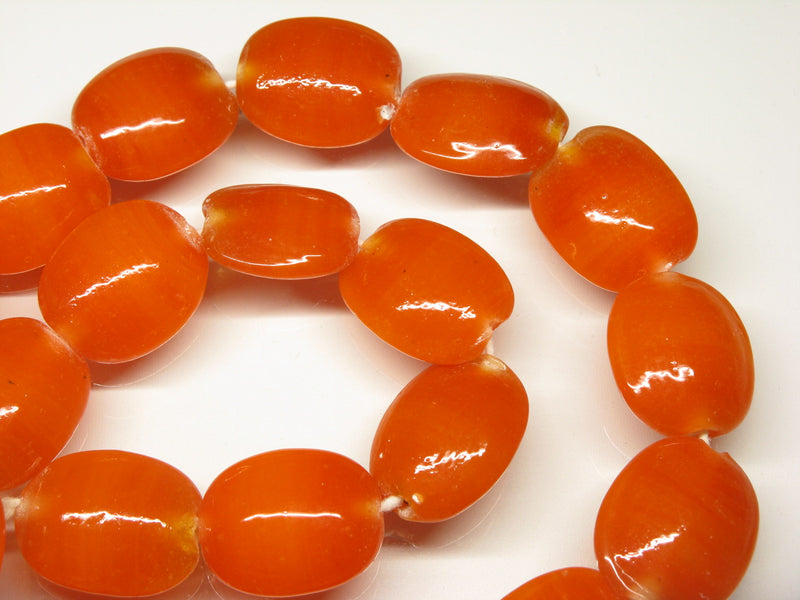TOKO-BEADS AG041-71N Glass bead (strand) 18mm AG041-71N オーバルビーズ（連） 18mm Asian bead & African bead  Handmade,Lampeork,bead,asia,india,ethnic,parts,accessory,beads とんぼ玉,ビーズ,トンボ玉,アジア,インド,エスニック,手作り,パーツ,アクセサリー