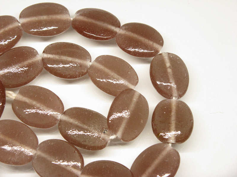 TOKO-BEADS AG041-82N Glass bead (strand) 18mm AG041-82N オーバルビーズ（連） 18mm Asian bead & African bead  Handmade,Lampeork,bead,asia,india,ethnic,parts,accessory,beads とんぼ玉,ビーズ,トンボ玉,アジア,インド,エスニック,手作り,パーツ,アクセサリー