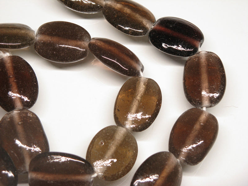 TOKO-BEADS AG041-83N Glass bead (strand) 18mm AG041-83N オーバルビーズ（連） 18mm Asian bead & African bead  Handmade,Lampeork,bead,asia,india,ethnic,parts,accessory,beads とんぼ玉,ビーズ,トンボ玉,アジア,インド,エスニック,手作り,パーツ,アクセサリー