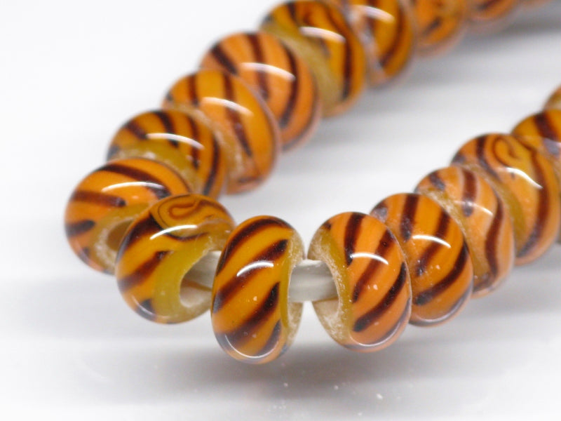 TOKO-BEADS AG044-19N Glass bead (strand) 8.5mm AG044-19N リング型とんぼ玉（連） 8.5mm Asian bead & African bead  Handmade,Lampeork,bead,asia,india,ethnic,parts,accessory,beads とんぼ玉,ビーズ,トンボ玉,アジア,インド,エスニック,手作り,パーツ,アクセサリー