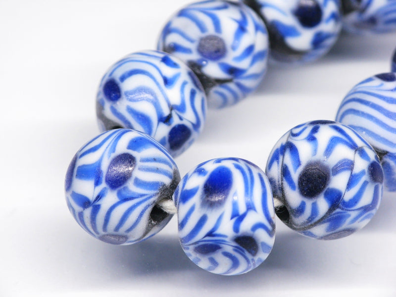 TOKO-BEADS AG045N-06 Glass bead (strand) 9.5~10.5mm AG045N-06 とんぼ玉（連） 9.5~10.5mm Asian bead & African bead  Handmade,Lampeork,bead,asia,india,ethnic,parts,accessory,beads とんぼ玉,ビーズ,トンボ玉,アジア,インド,エスニック,手作り,パーツ,アクセサリー