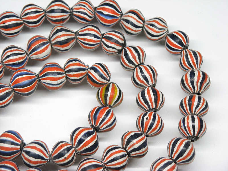 TOKO-BEADS AG047-09N Old Candy Glass bead (strand) 9~11.5mm AG047-09N オールドキャンディビーズ（連） 9~11.5mm Asian bead & African bead  Handmade,Lampeork,bead,asia,india,ethnic,parts,accessory,beads とんぼ玉,ビーズ,トンボ玉,アジア,インド,エスニック,手作り,パーツ,アクセサリー