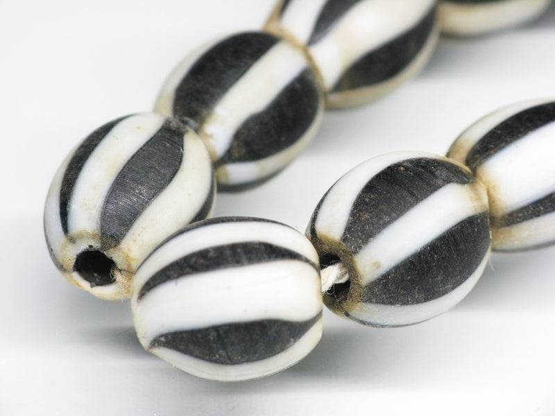 TOKO-BEADS AG047-20N Old Candy Glass bead (strand) 10~11mm AG047-20N オールドキャンディビーズ（連） 10~11mm Asian bead & African bead  Handmade,Lampeork,bead,asia,india,ethnic,parts,accessory,beads とんぼ玉,ビーズ,トンボ玉,アジア,インド,エスニック,手作り,パーツ,アクセサリー