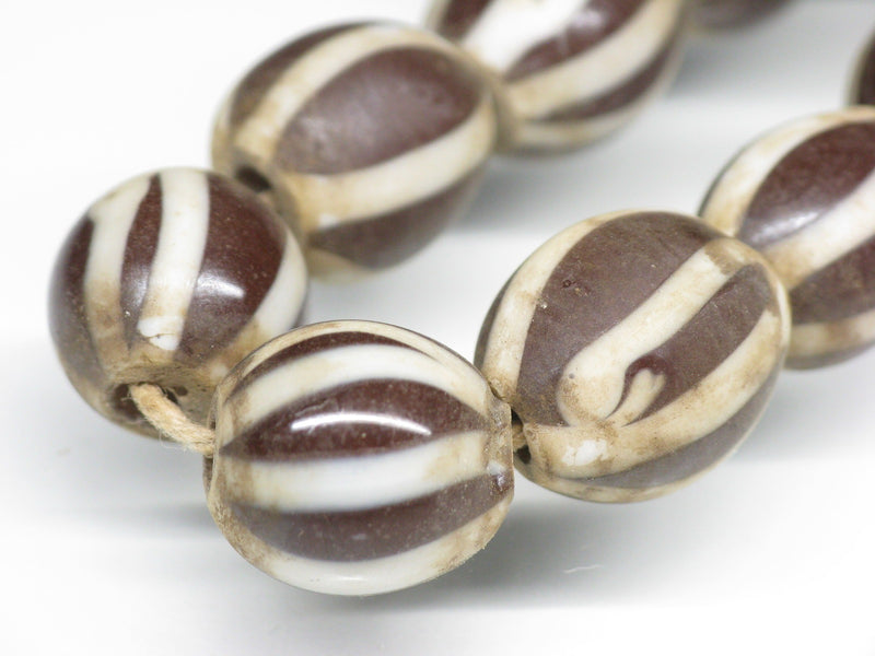 TOKO-BEADS AG047-21N Old Candy Glass bead (strand) 10~11mm AG047-21N オールドキャンディビーズ（連） 10~11mm Asian bead & African bead  Handmade,Lampeork,bead,asia,india,ethnic,parts,accessory,beads とんぼ玉,ビーズ,トンボ玉,アジア,インド,エスニック,手作り,パーツ,アクセサリー