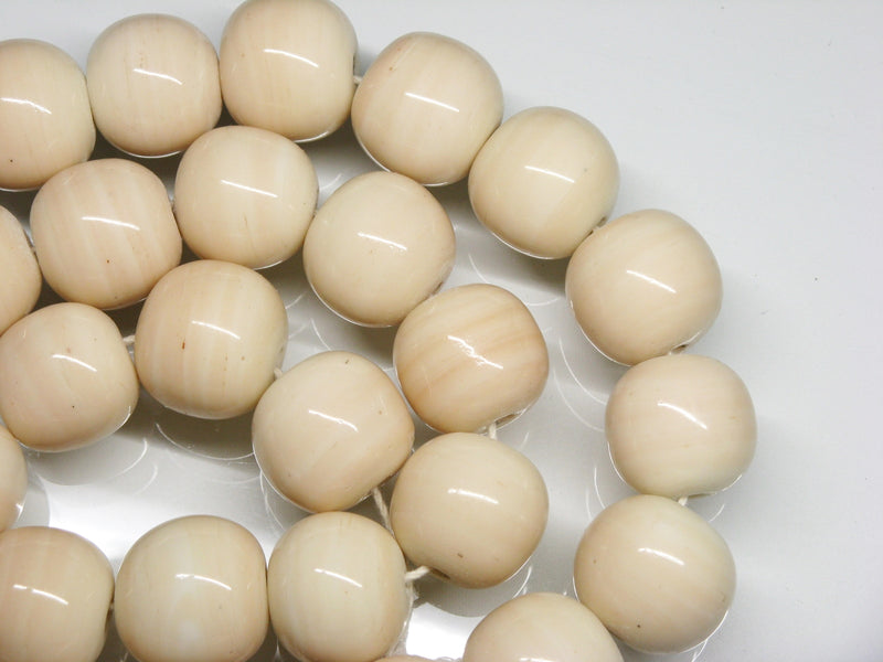 | TOKO-BEADS |AG063N-45 単色丸玉大（連） 16~18mmとんぼ玉,ビーズ,トンボ玉,アジア,インド,エスニック,手作り,パーツ,アクセサリー