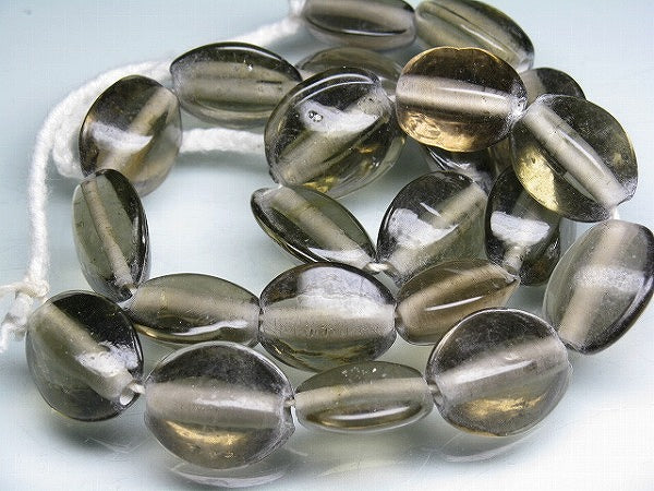 TOKO-BEADS AG065-01N Vintage colored Glass bead (Strand) 14~15mm AG065-01N ぎんなん型ガラスビーズ・ビンテージ（連） 14~15mm Asian bead & African bead  Handmade,Lampeork,bead,asia,india,ethnic,parts,accessory,beads とんぼ玉,ビーズ,トンボ玉,アジア,インド,エスニック,手作り,パーツ,アクセサリー