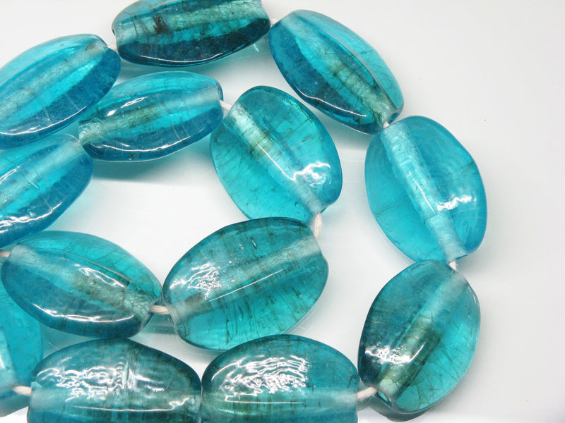 TOKO-BEADS AG065-07N Vintage colored Glass bead (Strand) 24~25mm AG065-07N ぎんなん型ガラスビーズ・ビンテージ（連） 24~25mm Asian bead & African bead  Handmade,Lampeork,bead,asia,india,ethnic,parts,accessory,beads とんぼ玉,ビーズ,トンボ玉,アジア,インド,エスニック,手作り,パーツ,アクセサリー