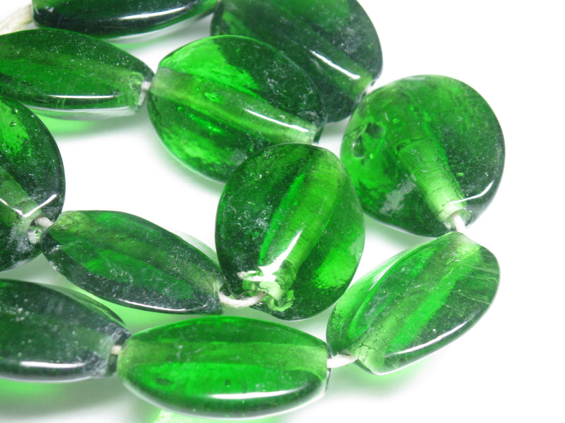 TOKO-BEADS AG065-15N Vintage colored Glass bead (Strand) 23~25.5mm AG065-15N ぎんなん型ガラスビーズ・ビンテージ（連） 23~25.5mm Asian bead & African bead  Handmade,Lampeork,bead,asia,india,ethnic,parts,accessory,beads とんぼ玉,ビーズ,トンボ玉,アジア,インド,エスニック,手作り,パーツ,アクセサリー