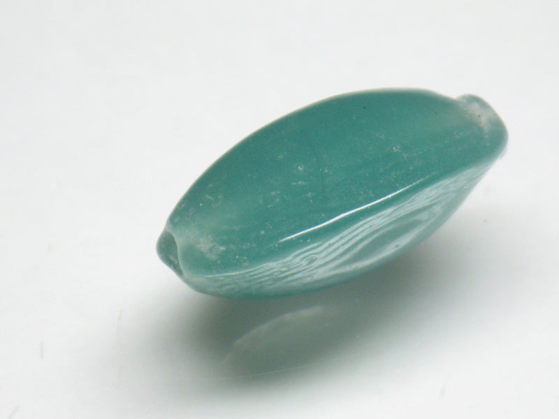 TOKO-BEADS AG065-10S Vintage colored Glass bead (Strand) 14~16mm AG065-10S ぎんなん型ガラスビーズ・ビンテージ 14~16mm Asian bead & African bead  Handmade,Lampeork,bead,asia,india,ethnic,parts,accessory,beads とんぼ玉,ビーズ,トンボ玉,アジア,インド,エスニック,手作り,パーツ,アクセサリー