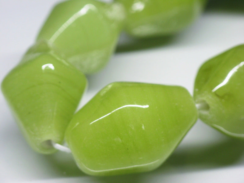 TOKO-BEADS AG067N-51 Glass bead (strand) 15~18mm AG067N-51 大型ひし形とんぼ玉（連） 15~18mm Asian bead & African bead  Handmade,Lampeork,bead,asia,india,ethnic,parts,accessory,beads とんぼ玉,ビーズ,トンボ玉,アジア,インド,エスニック,手作り,パーツ,アクセサリー