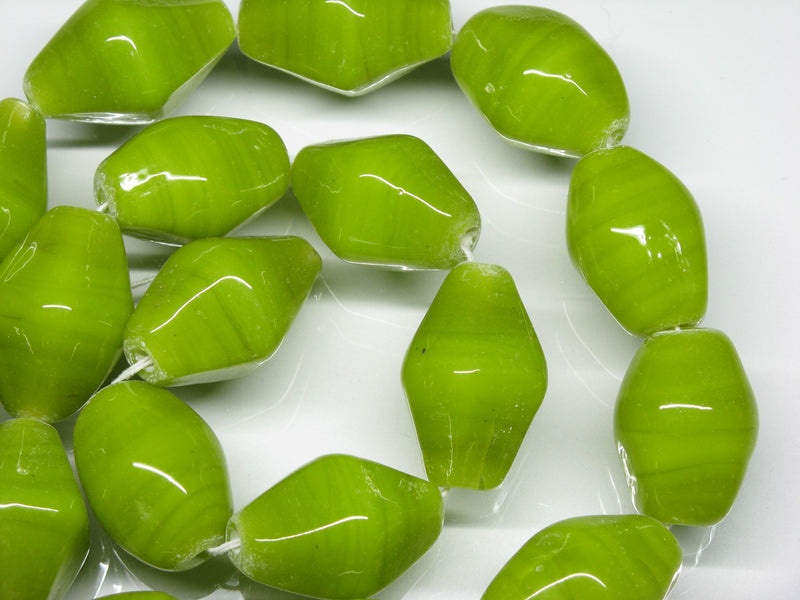 TOKO-BEADS AG067N-52 Glass bead (strand) 16~18mm AG067N-52 大型ひし形とんぼ玉（連） 16~18mm Asian bead & African bead  Handmade,Lampeork,bead,asia,india,ethnic,parts,accessory,beads とんぼ玉,ビーズ,トンボ玉,アジア,インド,エスニック,手作り,パーツ,アクセサリー