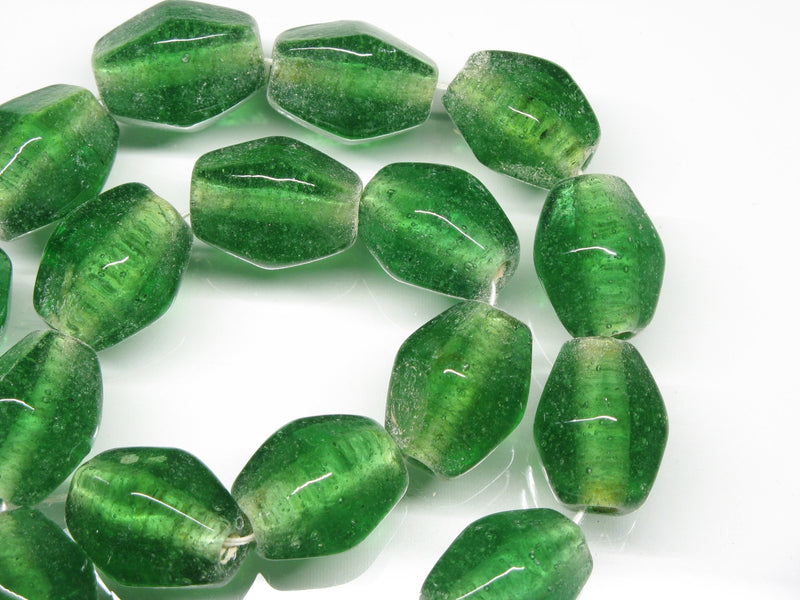 TOKO-BEADS AG067N-53 Glass bead (strand) 14~15mm AG067N-53 大型ひし形とんぼ玉（連） 14~15mm Asian bead & African bead  Handmade,Lampeork,bead,asia,india,ethnic,parts,accessory,beads とんぼ玉,ビーズ,トンボ玉,アジア,インド,エスニック,手作り,パーツ,アクセサリー