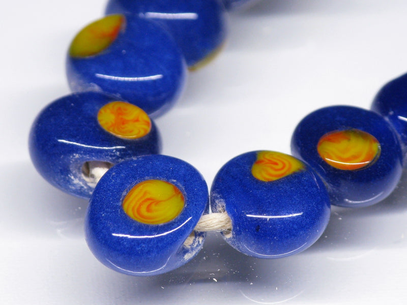 TOKO-BEADS AG068-07N Glass bead (strand) 9.5mm AG068-07N 丸型絵柄フラットビーズ（連） 9.5mm Asian bead & African bead  Handmade,Lampeork,bead,asia,india,ethnic,parts,accessory,beads とんぼ玉,ビーズ,トンボ玉,アジア,インド,エスニック,手作り,パーツ,アクセサリー