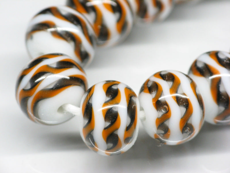 TOKO-BEADS AG069-25N Glass bead (strand) 11~12mm AG069-25N モザイクとんぼ玉（連約40個） 11~12mm Asian bead & African bead  Handmade,Lampeork,bead,asia,india,ethnic,parts,accessory,beads とんぼ玉,ビーズ,トンボ玉,アジア,インド,エスニック,手作り,パーツ,アクセサリー