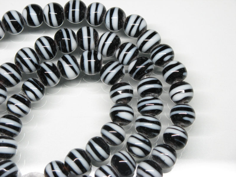 TOKO-BEADS AG070-24N Glass bead (strand) 8.5mm AG070-24N ストライプ柄とんぼ玉（連） 8.5mm Asian bead & African bead  Handmade,Lampeork,bead,asia,india,ethnic,parts,accessory,beads とんぼ玉,ビーズ,トンボ玉,アジア,インド,エスニック,手作り,パーツ,アクセサリー