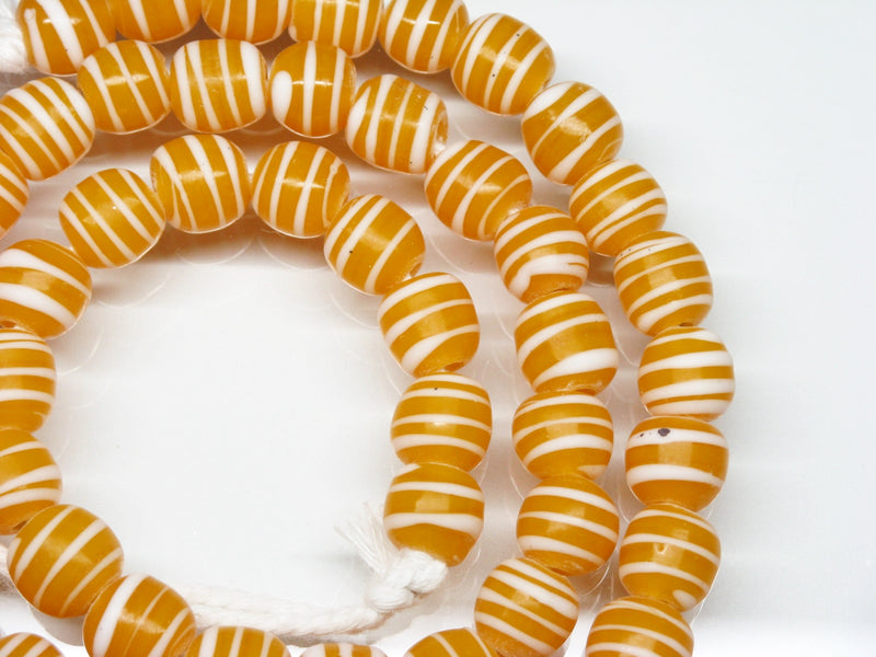 TOKO-BEADS AG070-35N Glass bead (strand) 9~10mm AG070-35N ストライプ柄とんぼ玉（連） 9~10mm Asian bead & African bead  Handmade,Lampeork,bead,asia,india,ethnic,parts,accessory,beads とんぼ玉,ビーズ,トンボ玉,アジア,インド,エスニック,手作り,パーツ,アクセサリー