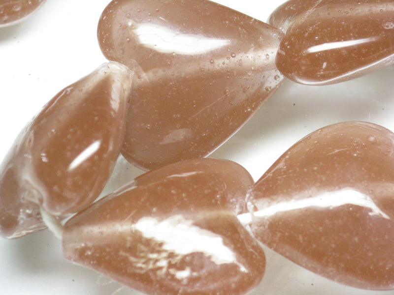 TOKO-BEADS AG074-51N Heart shaped flat glass bead (strand) 30~32mm AG074-51N ハート型フラットビーズ（連） 30~32mm Asian bead & African bead  Handmade,Lampeork,bead,asia,india,ethnic,parts,accessory,beads とんぼ玉,ビーズ,トンボ玉,アジア,インド,エスニック,手作り,パーツ,アクセサリー
