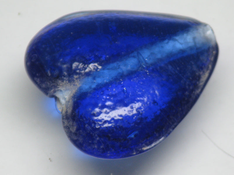 TOKO-BEADS AG074-61S Heart shaped flat glass bead 25~26mm AG074-61S ハート型フラットビーズ 25~26mm Asian bead & African bead  Handmade,Lampeork,bead,asia,india,ethnic,parts,accessory,beads とんぼ玉,ビーズ,トンボ玉,アジア,インド,エスニック,手作り,パーツ,アクセサリー