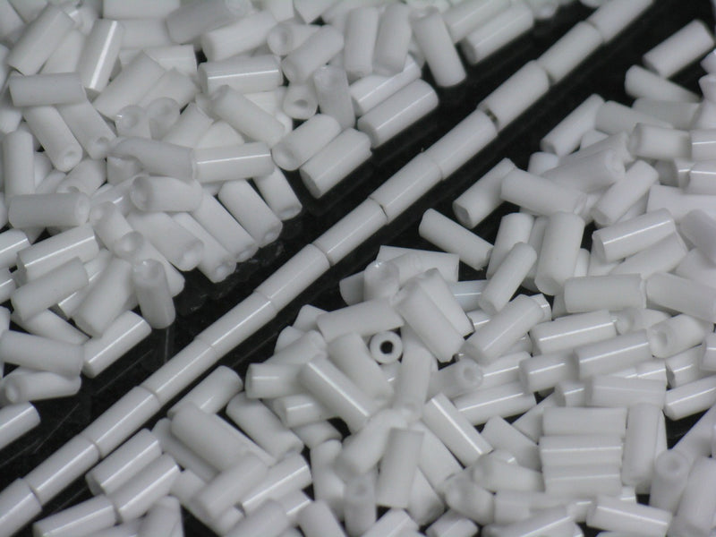 TOKO-BEADS AG086-03P Glass bamboo bead (10g) 2mm AG086-03P 極小バンブービーズ(10g パック) 2mm Asian bead & African bead  Handmade,Lampeork,bead,asia,india,ethnic,parts,accessory,beads とんぼ玉,ビーズ,トンボ玉,アジア,インド,エスニック,手作り,パーツ,アクセサリー