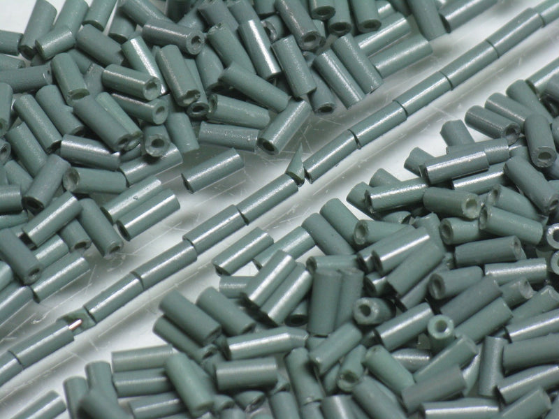 TOKO-BEADS AG086-08P Glass bamboo bead (10g) 2mm AG086-08P 極小バンブービーズ(10g パック) 2mm Asian bead & African bead  Handmade,Lampeork,bead,asia,india,ethnic,parts,accessory,beads とんぼ玉,ビーズ,トンボ玉,アジア,インド,エスニック,手作り,パーツ,アクセサリー