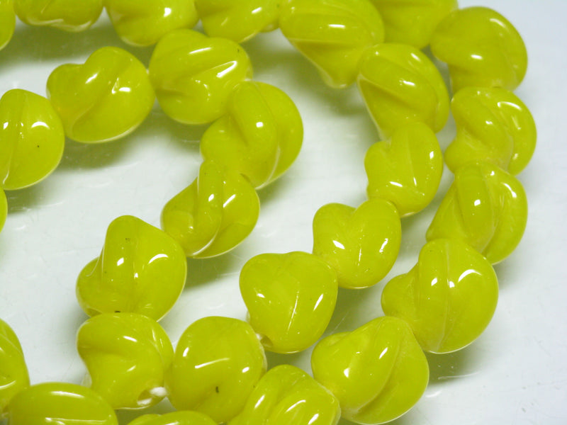 TOKO-BEADS AG087-02N Glass bead (strand) 12mm AG087-02N トゥイストビーズ（連） 12mm Asian bead & African bead  Handmade,Lampeork,bead,asia,india,ethnic,parts,accessory,beads とんぼ玉,ビーズ,トンボ玉,アジア,インド,エスニック,手作り,パーツ,アクセサリー