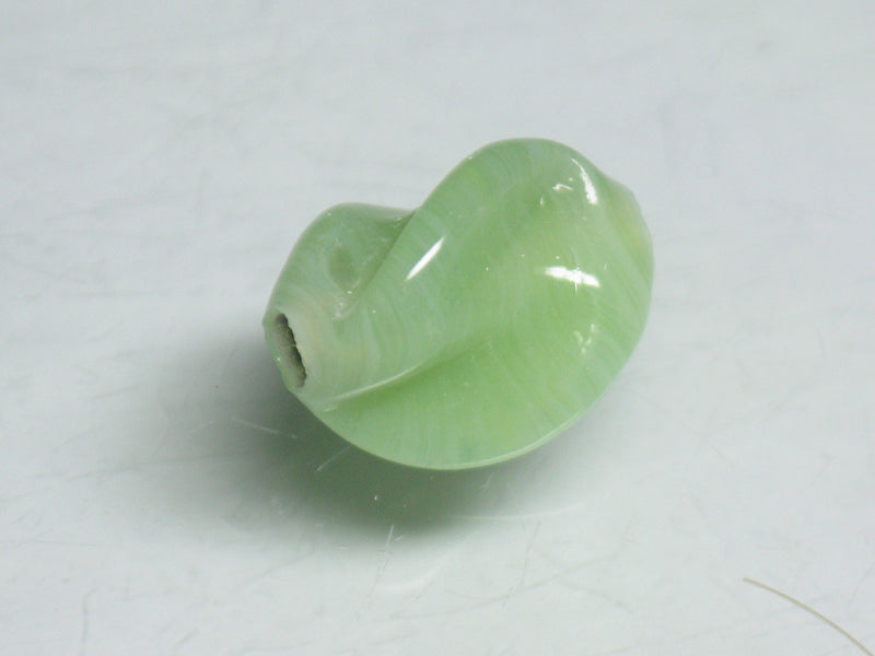 TOKO-BEADS AG087-11S Glass bead 11~13mm AG087-11S トゥイストビーズ 11~13mm Asian bead & African bead  Handmade,Lampeork,bead,asia,india,ethnic,parts,accessory,beads とんぼ玉,ビーズ,トンボ玉,アジア,インド,エスニック,手作り,パーツ,アクセサリー