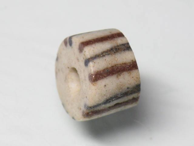 | TOKO-BEADS |AG243-15 アフリカ玉 11mmとんぼ玉,ビーズ,トンボ玉,アジア,インド,エスニック,手作り,パーツ,アクセサリー