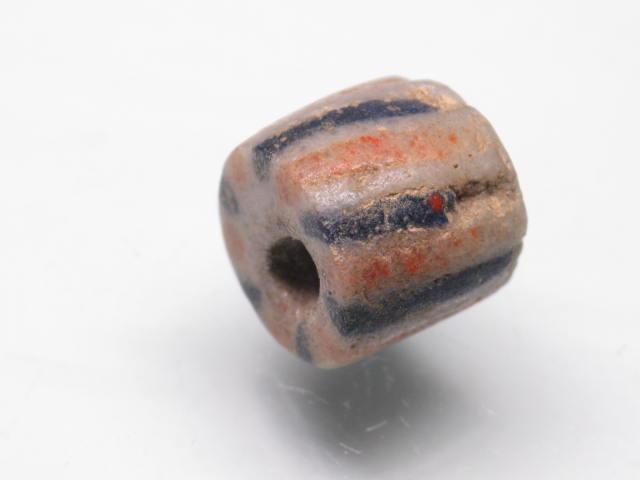 | TOKO-BEADS |AG243-63 アフリカ玉 11mmとんぼ玉,ビーズ,トンボ玉,アジア,インド,エスニック,手作り,パーツ,アクセサリー