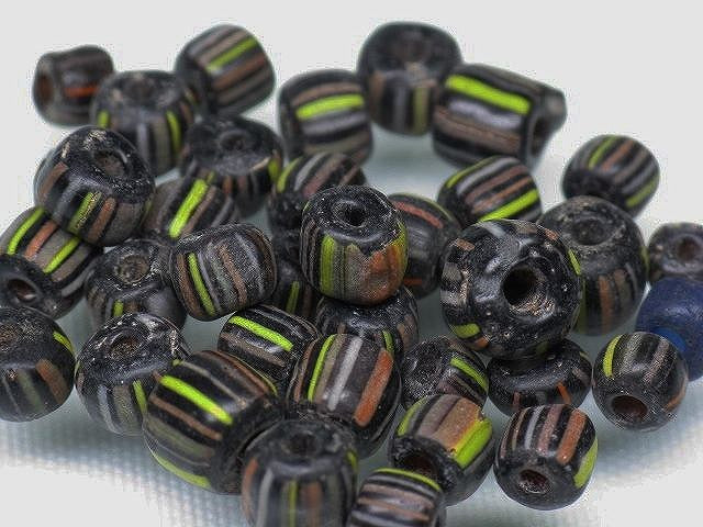 | TOKO-BEADS |AG606P マジャパヒト玉（10gセット） 4~7mmとんぼ玉,ビーズ,トンボ玉,アジア,インド,エスニック,手作り,パーツ,アクセサリー