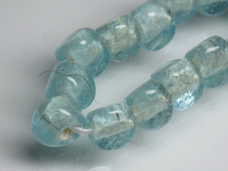 TOKO-BEADS AG614N-31 Glass bead (strand) 6mm AG614N-31 三角とんぼ玉（連） 6mm Asian bead & African bead  Handmade,Lampeork,bead,asia,india,ethnic,parts,accessory,beads とんぼ玉,ビーズ,トンボ玉,アジア,インド,エスニック,手作り,パーツ,アクセサリー