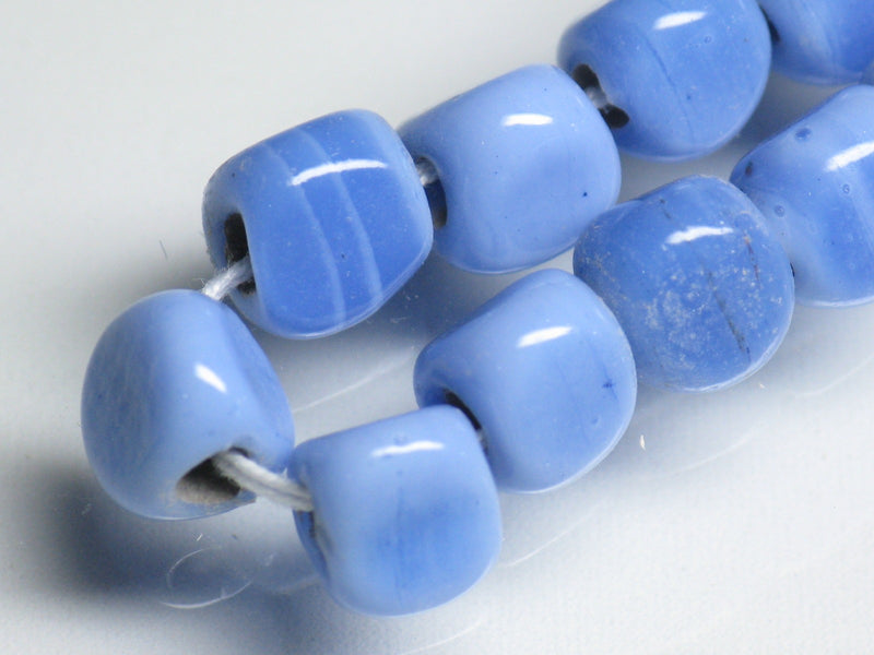 TOKO-BEADS AG614N-37 Glass bead (strand) 6mm AG614N-37 三角とんぼ玉（連） 6mm Asian bead & African bead  Handmade,Lampeork,bead,asia,india,ethnic,parts,accessory,beads とんぼ玉,ビーズ,トンボ玉,アジア,インド,エスニック,手作り,パーツ,アクセサリー