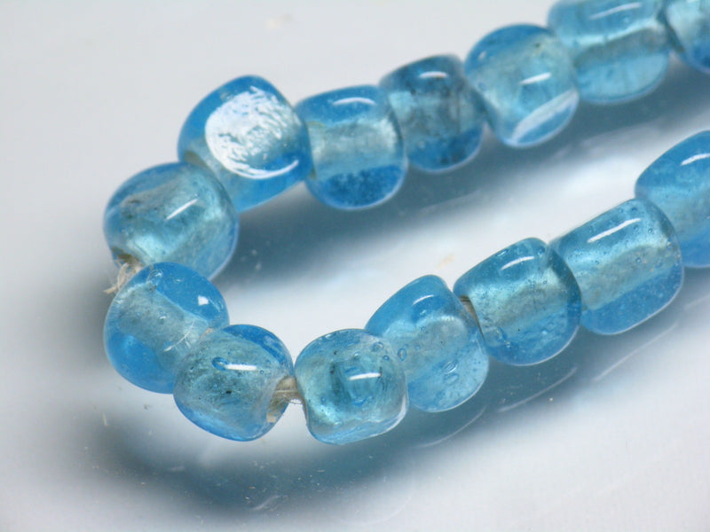 TOKO-BEADS AG614N-43 Glass bead (strand) 6mm AG614N-43 三角とんぼ玉（連） 6mm Asian bead & African bead  Handmade,Lampeork,bead,asia,india,ethnic,parts,accessory,beads とんぼ玉,ビーズ,トンボ玉,アジア,インド,エスニック,手作り,パーツ,アクセサリー