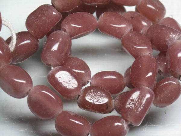 | TOKO-BEADS |AG614N-85 三角とんぼ玉（ロング）（連） 8.5~9mmとんぼ玉,ビーズ,トンボ玉,アジア,インド,エスニック,手作り,パーツ,アクセサリー