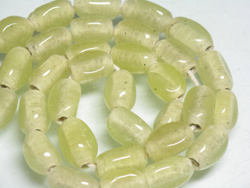 TOKO-BEADS AG614N-87 Glass bead (strand) 8.5~9mm AG614N-87 三角とんぼ玉（ロング）（連） 8.5~9mm Asian bead & African bead  Handmade,Lampeork,bead,asia,india,ethnic,parts,accessory,beads とんぼ玉,ビーズ,トンボ玉,アジア,インド,エスニック,手作り,パーツ,アクセサリー