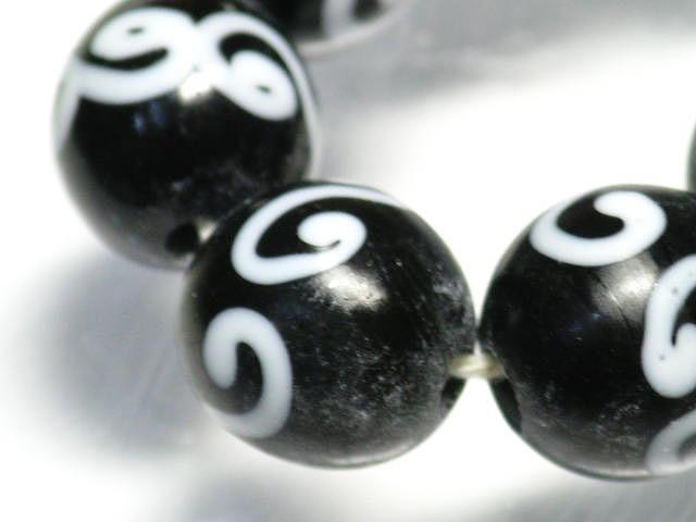 TOKO-BEADS AG904N-64 Glass bead (strand) 11mm AG904N-64 リボン模様のとんぼ玉（連） 11mm Asian bead & African bead  Handmade,Lampeork,bead,asia,india,ethnic,parts,accessory,beads とんぼ玉,ビーズ,トンボ玉,アジア,インド,エスニック,手作り,パーツ,アクセサリー