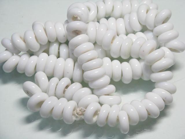 | TOKO-BEADS |AG945N-04 リング型ビーズ（連） 12~13mmとんぼ玉,ビーズ,トンボ玉,アジア,インド,エスニック,手作り,パーツ,アクセサリー