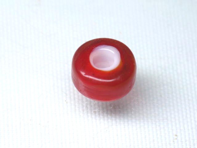 TOKO-BEADS AG951-56 White Heart bead 10mm AG951-56 ホワイトハートビーズ 10mm Asian bead & African bead  Handmade,Lampeork,bead,asia,india,ethnic,parts,accessory,beads とんぼ玉,ビーズ,トンボ玉,アジア,インド,エスニック,手作り,パーツ,アクセサリー