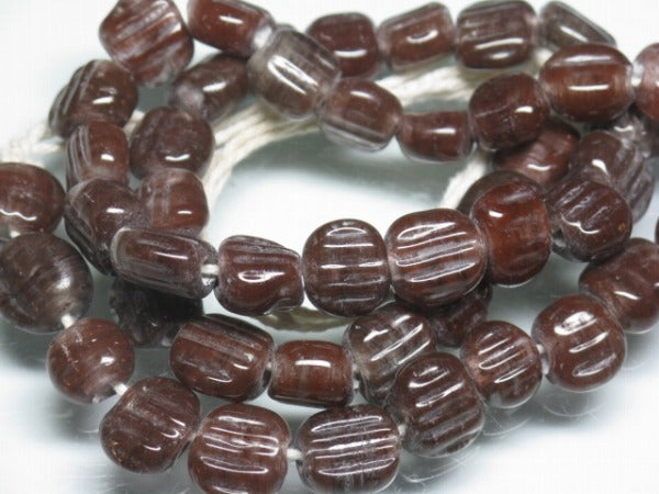 | TOKO-BEADS |AG954N-30 丸型フラットビーズ（連） 9~11mmとんぼ玉,ビーズ,トンボ玉,アジア,インド,エスニック,手作り,パーツ,アクセサリー