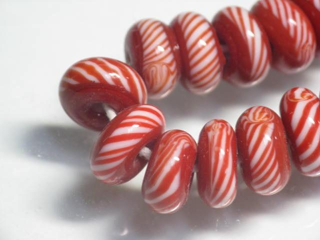 TOKO-BEADS AG961N-04 Glass bead (strand) 10~11mm AG961N-04 リング型とんぼ玉（連） 10~11mm Asian bead & African bead  Handmade,Lampeork,bead,asia,india,ethnic,parts,accessory,beads とんぼ玉,ビーズ,トンボ玉,アジア,インド,エスニック,手作り,パーツ,アクセサリー