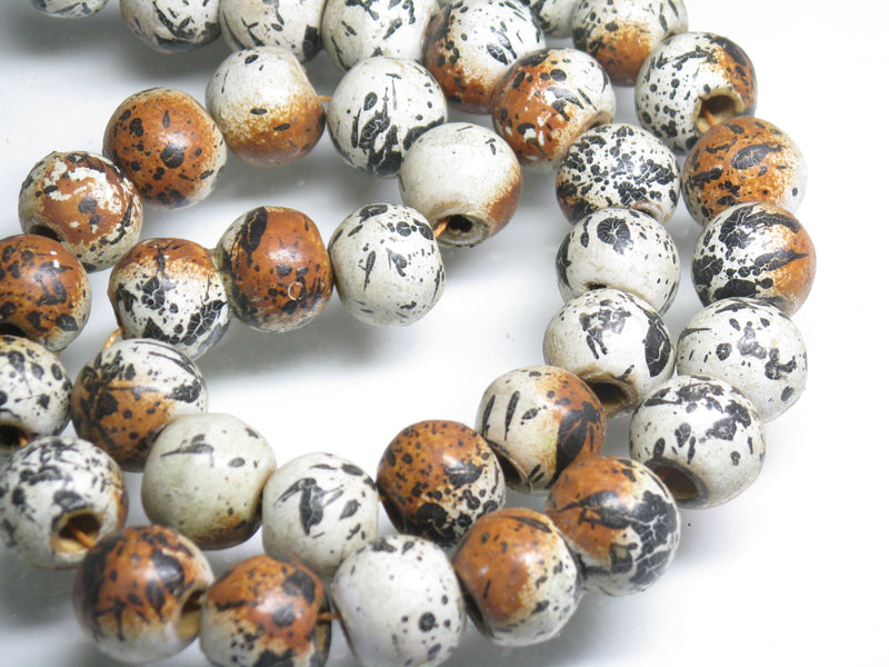 | TOKO-BEADS |AW185N-22 ウッドビーズ（連） 11.5~12.5mmとんぼ玉,ビーズ,トンボ玉,アジア,インド,エスニック,手作り,パーツ,アクセサリー