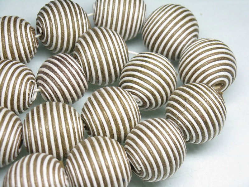 TOKO-BEADS AW215-01P Cotton Ball (22pcs) 23mm AW215-01P コットンボール(22個パック) 23mm Asian bead & African bead  Handmade,Lampeork,bead,asia,india,ethnic,parts,accessory,beads とんぼ玉,ビーズ,トンボ玉,アジア,インド,エスニック,手作り,パーツ,アクセサリー