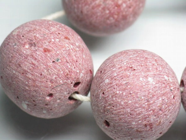 TOKO-BEADS AZ132N-10 Red Copal bead(Strand) 20~22mm AZ132N-10 赤さんごビーズ（連） 20~22mm Asian bead & African bead  Handmade,Lampeork,bead,asia,india,ethnic,parts,accessory,beads とんぼ玉,ビーズ,トンボ玉,アジア,インド,エスニック,手作り,パーツ,アクセサリー