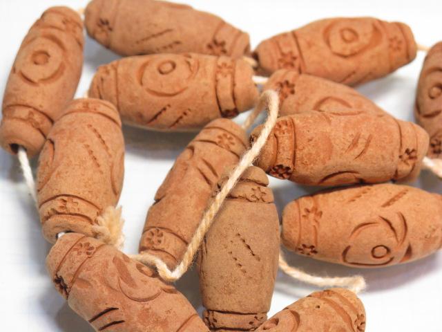 TOKO-BEADS AZ134-76N Clay bead (strand) 13.5mm AZ134-76N クレイビーズ（連） 13.5mm Asian bead & African bead  Handmade,Lampeork,bead,asia,india,ethnic,parts,accessory,beads とんぼ玉,ビーズ,トンボ玉,アジア,インド,エスニック,手作り,パーツ,アクセサリー