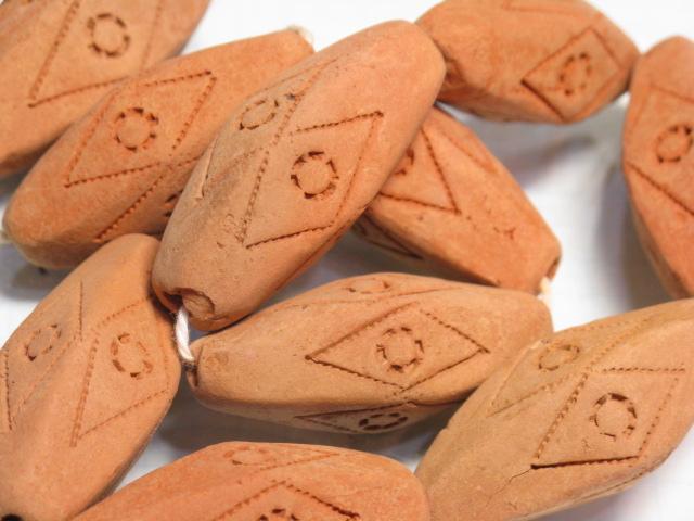 TOKO-BEADS AZ134-77N Clay bead (strand) 18mm AZ134-77N クレイビーズ（連） 18mm Asian bead & African bead  Handmade,Lampeork,bead,asia,india,ethnic,parts,accessory,beads とんぼ玉,ビーズ,トンボ玉,アジア,インド,エスニック,手作り,パーツ,アクセサリー