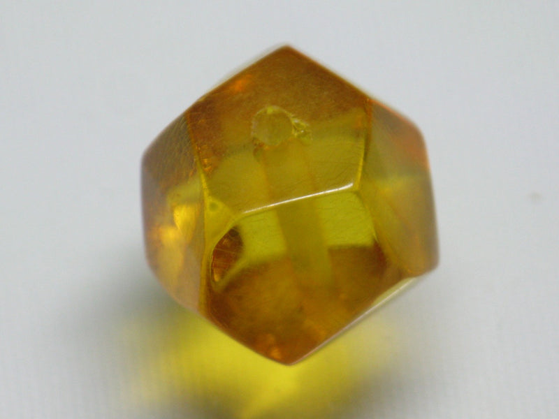 TOKO-BEADS AZ137-03 Amber bead 17mm AZ137-03 琥珀ビーズ 17mm Asian bead & African bead  Handmade,Lampeork,bead,asia,india,ethnic,parts,accessory,beads とんぼ玉,ビーズ,トンボ玉,アジア,インド,エスニック,手作り,パーツ,アクセサリー