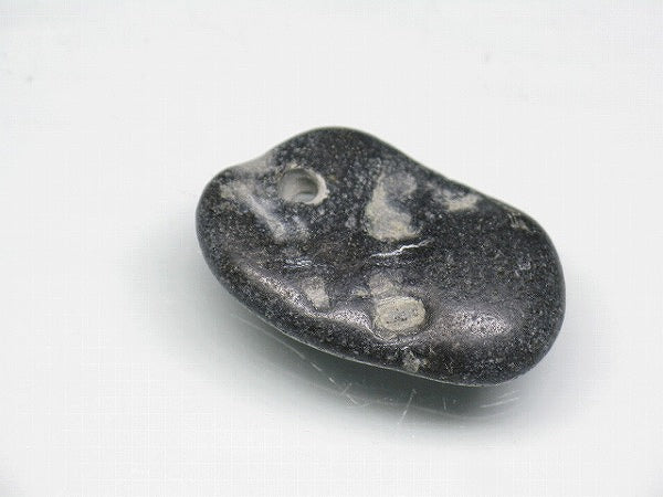 TOKO-BEADS AZ138-16 Stone Charm 21mm AZ138-16 路傍の石チャーム 21mm Asian bead & African bead  Handmade,Lampeork,bead,asia,india,ethnic,parts,accessory,beads とんぼ玉,ビーズ,トンボ玉,アジア,インド,エスニック,手作り,パーツ,アクセサリー