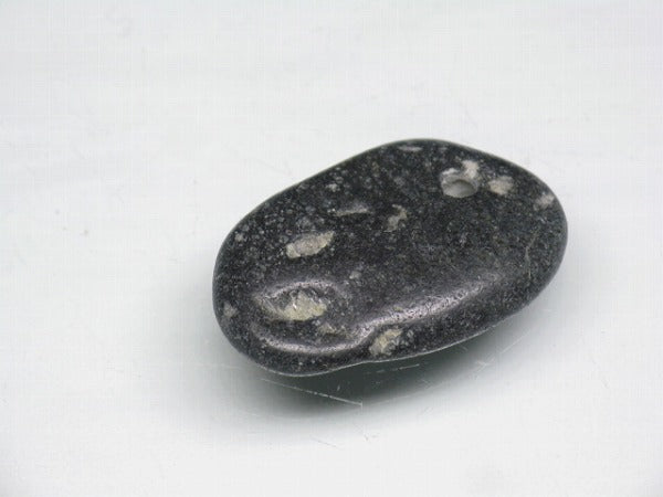 TOKO-BEADS AZ138-16 Stone Charm 21mm AZ138-16 路傍の石チャーム 21mm Asian bead & African bead  Handmade,Lampeork,bead,asia,india,ethnic,parts,accessory,beads とんぼ玉,ビーズ,トンボ玉,アジア,インド,エスニック,手作り,パーツ,アクセサリー