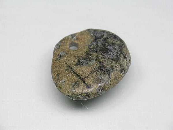 TOKO-BEADS AZ138-19 Stone Charm 18mm AZ138-19 路傍の石チャーム 18mm Asian bead & African bead  Handmade,Lampeork,bead,asia,india,ethnic,parts,accessory,beads とんぼ玉,ビーズ,トンボ玉,アジア,インド,エスニック,手作り,パーツ,アクセサリー