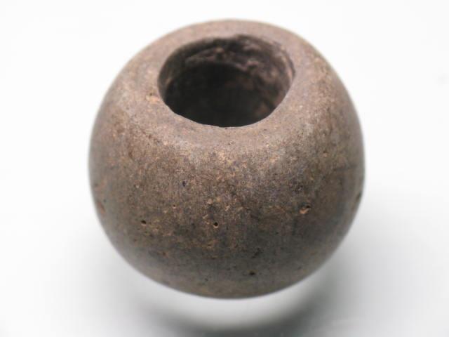 TOKO-BEADS AZ139-01 Tibetan Antique Terracotta 24mm AZ139-01 チベットアンティーククレイビーズ 24mm Asian bead & African bead  Handmade,Lampeork,bead,asia,india,ethnic,parts,accessory,beads とんぼ玉,ビーズ,トンボ玉,アジア,インド,エスニック,手作り,パーツ,アクセサリー